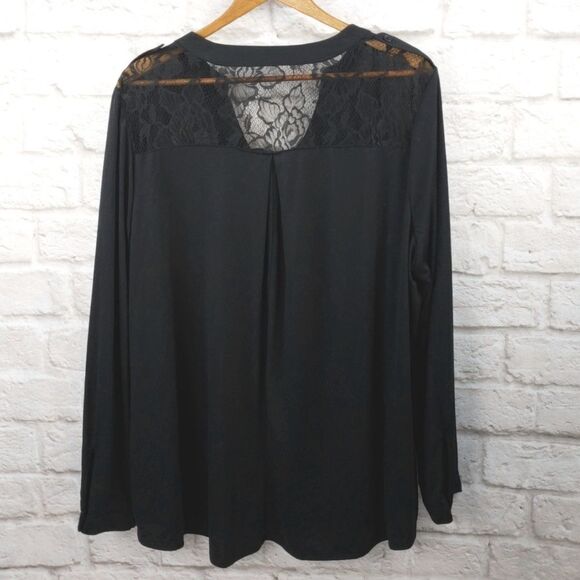 💚Pure Energy women's black long sleeve blouse - Picture 3 of 6